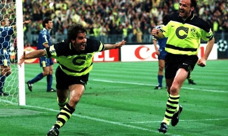 Borussia Dortmund 1997 đạt thành tích gì?