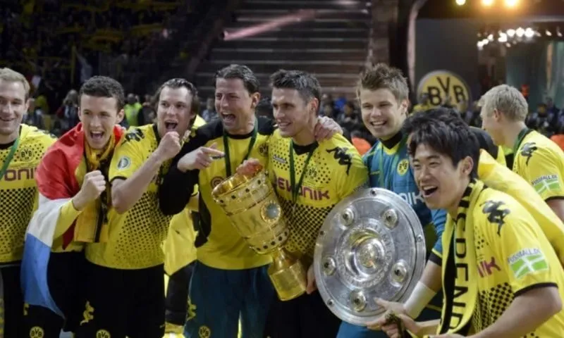 Borussia Dortmund 2011 có thành tích gì nổi bật?